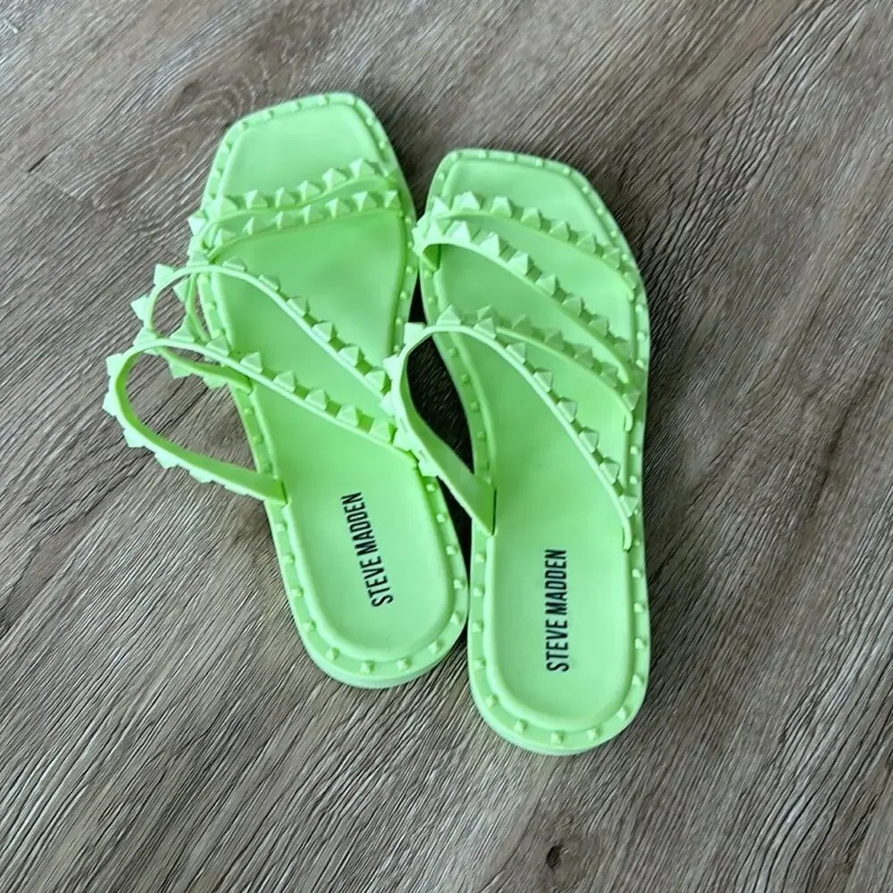 Steve Madden Skyler Jelly Sandals‎ Lime Size 8 Studded